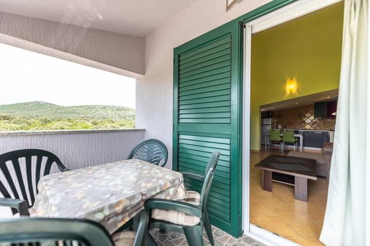 Apartamento entero, Ferienwohnung in Vinišće mit Balkon, Klimaanlage, W-Lan, Waschmaschine (4753-3) in Vinisce, Condado de Split-Dalmacia