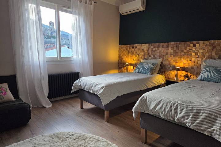 Villa les Roses, 4 stars, haven of peace with view, garage, enclosed garden. in Vernet-les-Bains, Parque Natural Regional de los Pirineos Catalanes
