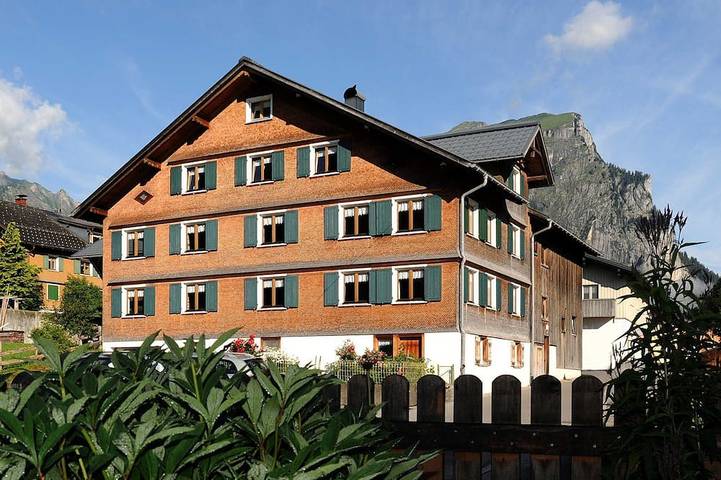 Apartment for 6 people in Au