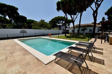 Chalet para 10 Personas en Playa La Barrosa, Chiclana de la Frontera, Foto 2