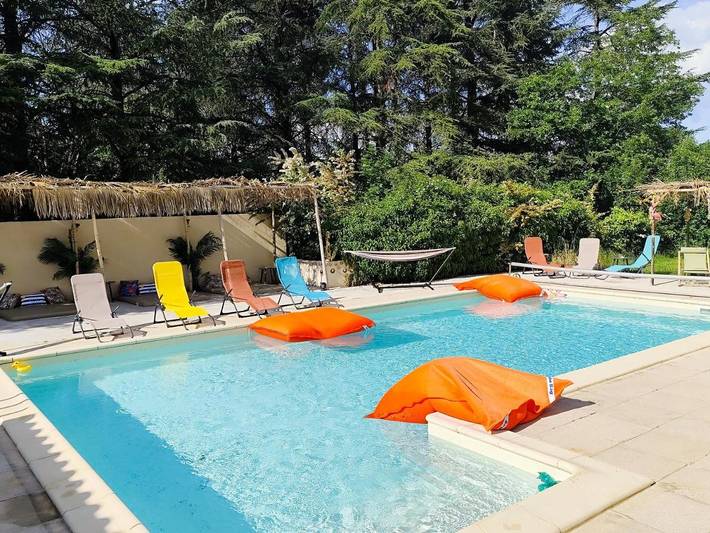 Maison de vacances pour 6 personnes, avec jardin et piscine