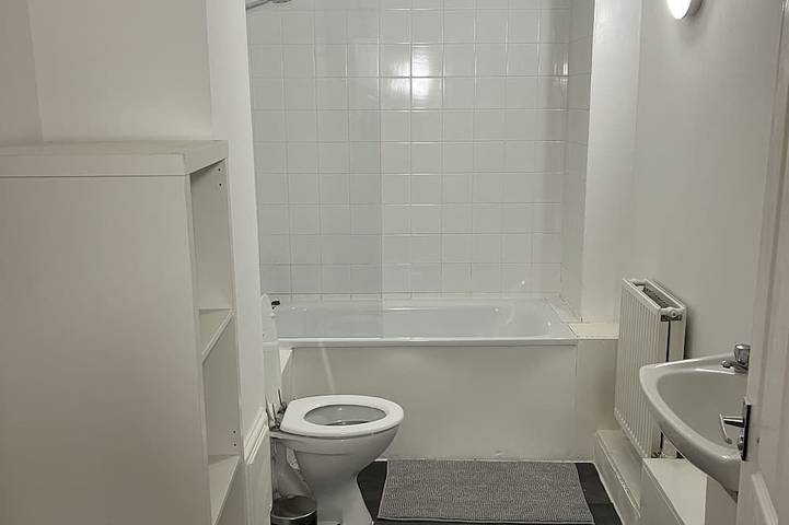 Apartamento entero, Apartamento-Baño en la habitacion-Apartamento-The Cozy Apartment in Gloucester (UK), Gloucestershire