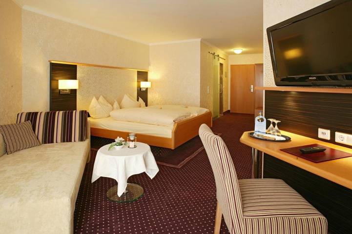 Hotel für 4 Personen, mit Terrasse und Garten sowie Sauna in Lichtenstein - 3
