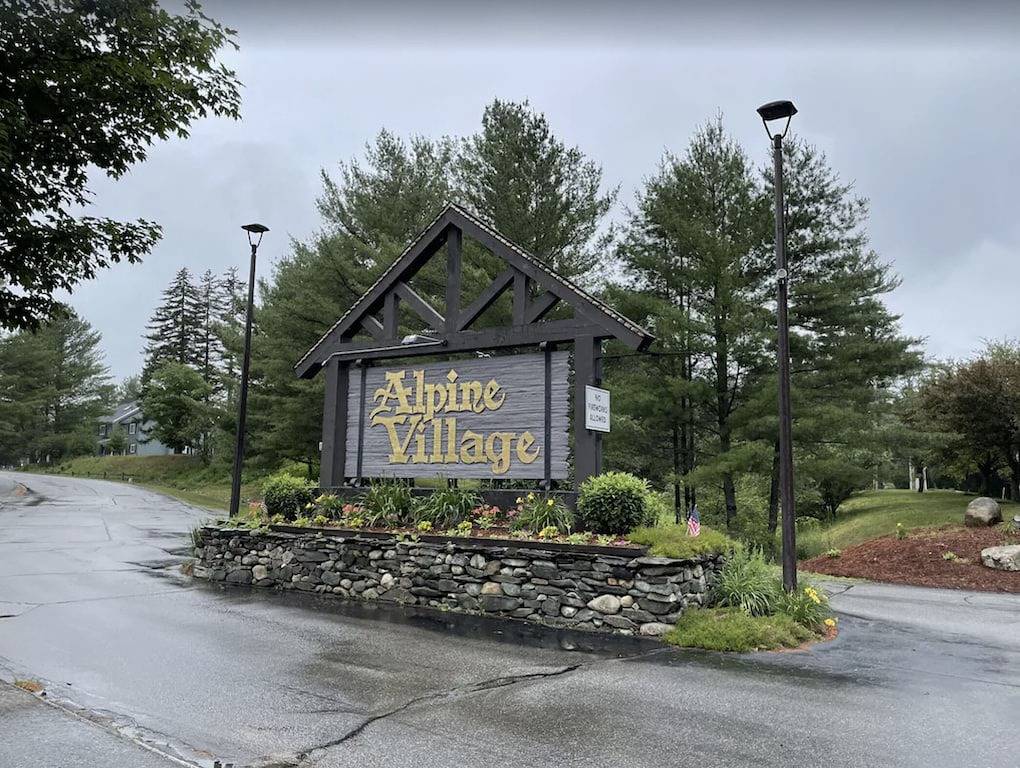 Loon-tastic location minutes away from the Slopes! in Woodstock (NH), Franconia Notch