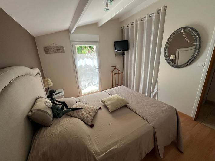 Chambre d’hôte pour 2 personnes, avec Terrasse et Jardin