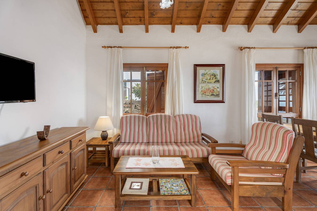 Landhaus 'El Moral' mit Meerblick, gemeinsamer Terrasse und Wlan in El Mocanal, Valverde