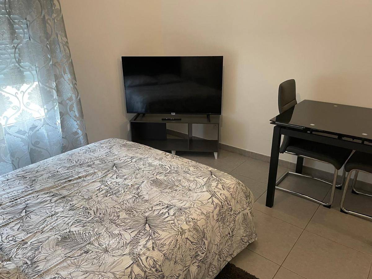 Appartement entier, One-Bedroom Apartment in Mantes-la-Jolie, Yvelines