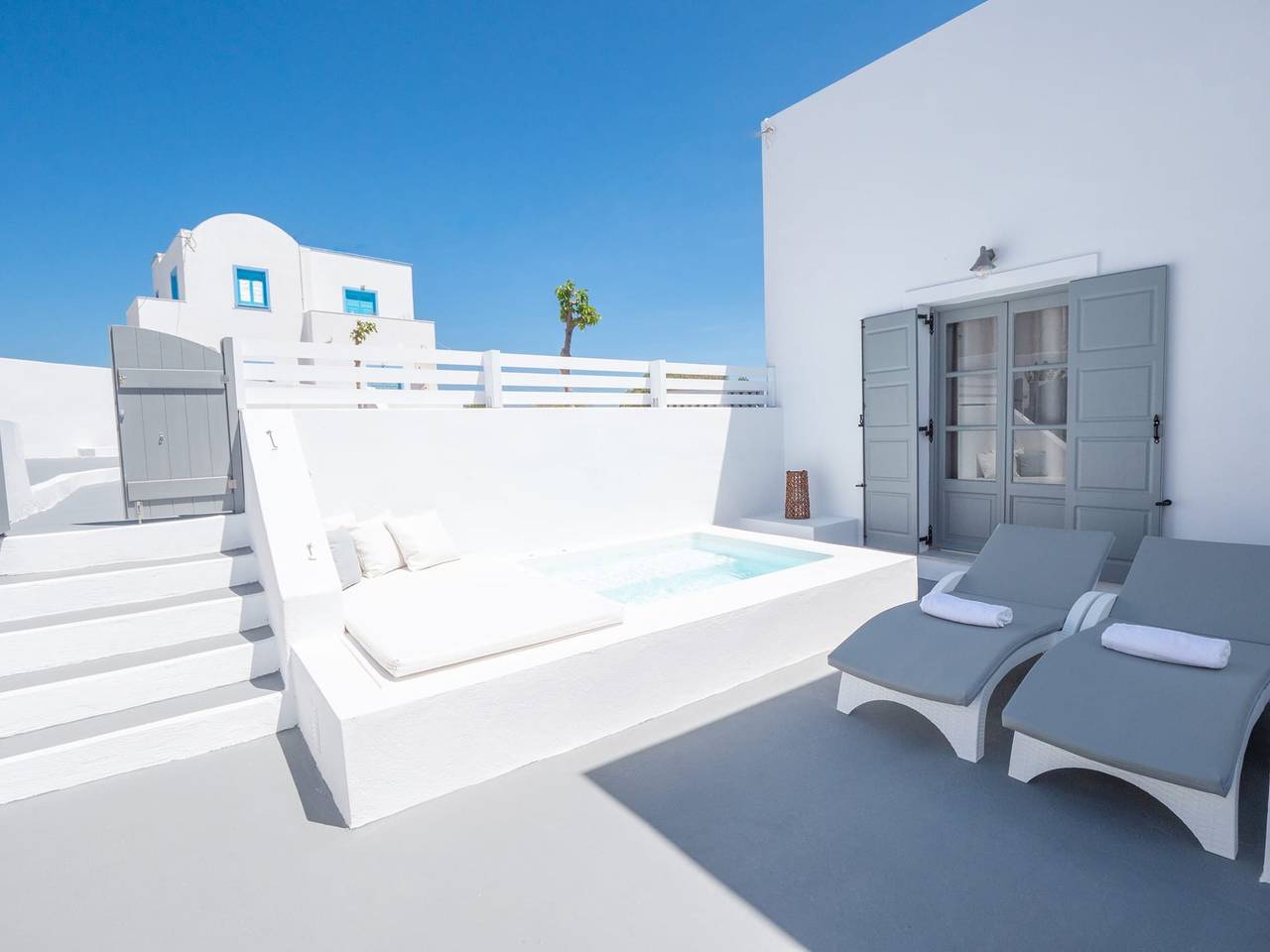 Superb Santorini Suite | Nautica Suite | 1 Bedroom | Private Terrace with Jacuzzi | Outdoor Dining Area | Imerovigli in Firostefani, Imerovigli