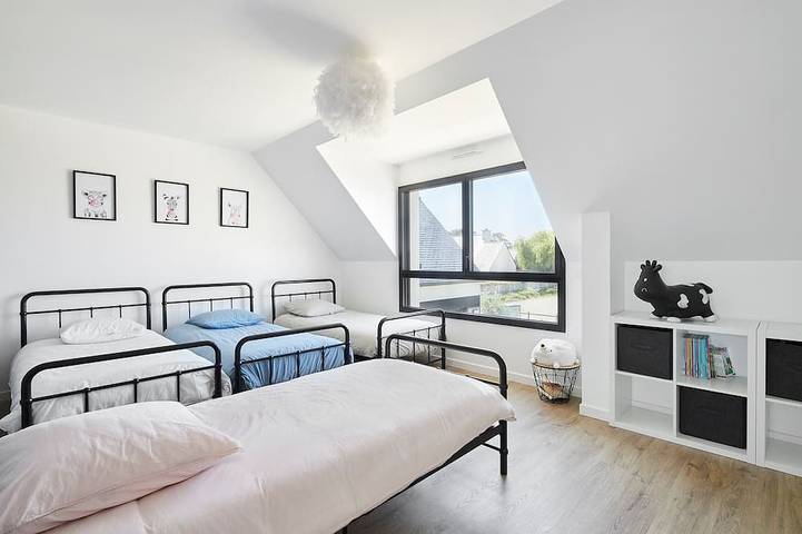 Location de vacances pour 10 personnes, avec jardin et terrasse, animaux acceptés dans Port de Portsall - 2