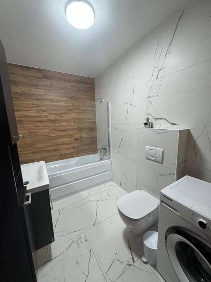 Gîte pour 4 personnes, avec balcon dans Baia Mare - 3