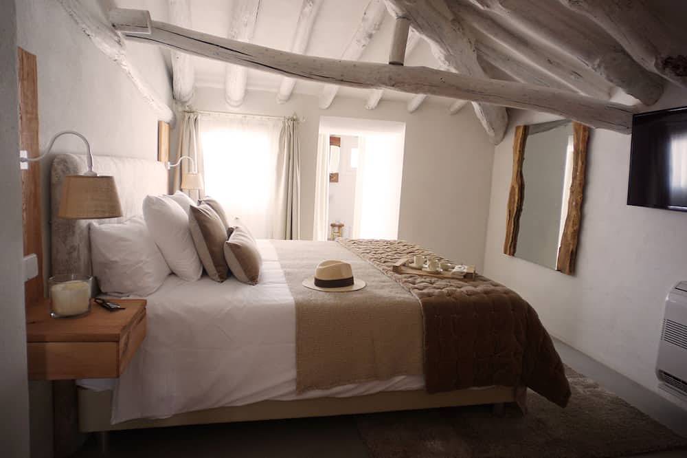 Hotel Boutique Hacienda Recommended Adults & Pool & Jacuzzi in Villanueva del Rosario, Málaga Province
