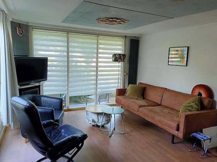 Ferienhaus für 4 Personen, mit Terrasse und Garten sowie Kinderpool und Pool