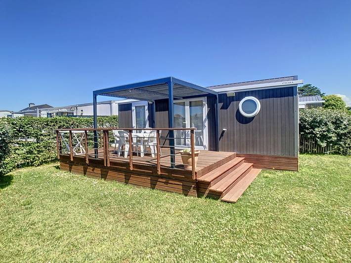 Camping pour 4 personnes, avec Terrasse et Piscine