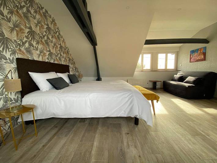 Chambre d’hôte pour 3 personnes, avec sauna ainsi que jardin et jacuzzi