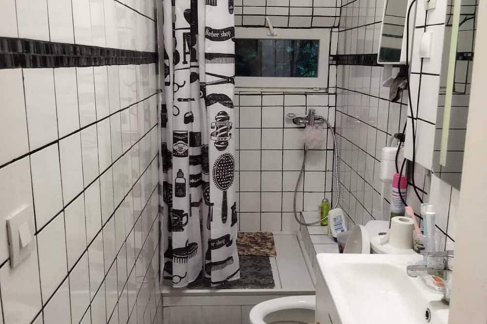 Apartamento entero, Superb, quiet, comfortable studio 15 minutes' walk from Croisette in Cannes, Region de Cannes