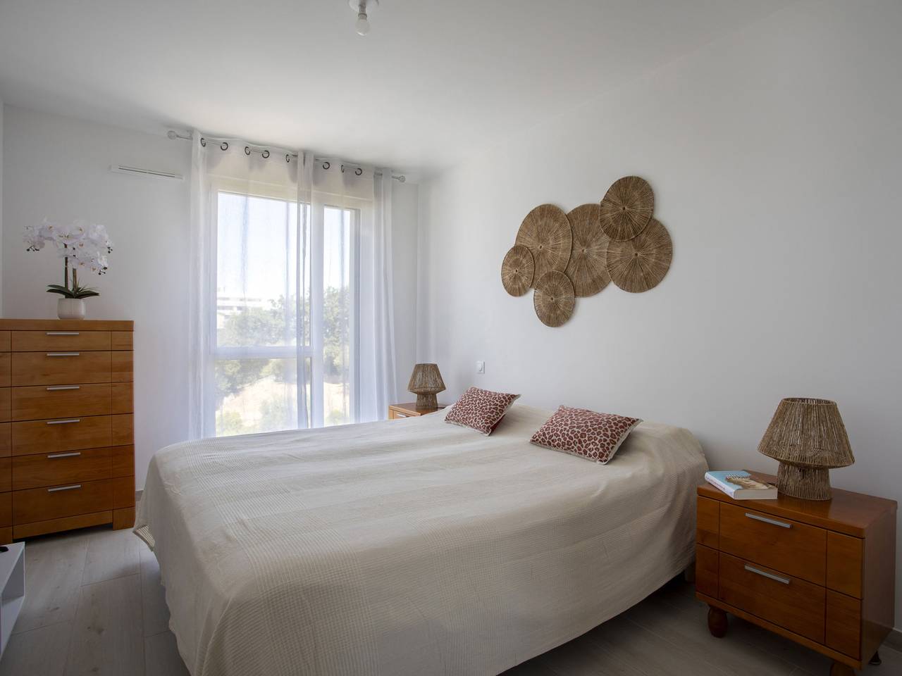 Apartamento entero, Seaside View in Saint-Laurent-du-Var, Region de Cannes