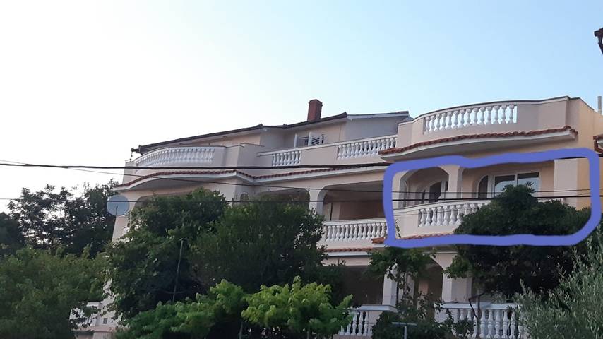 Ferienwohnung für 4 Personen, mit Terrasse in Lopar