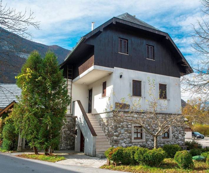 Maison d’hôte pour 3 personnes, avec Terrasse ainsi que Jardin et Vue dans Žaga