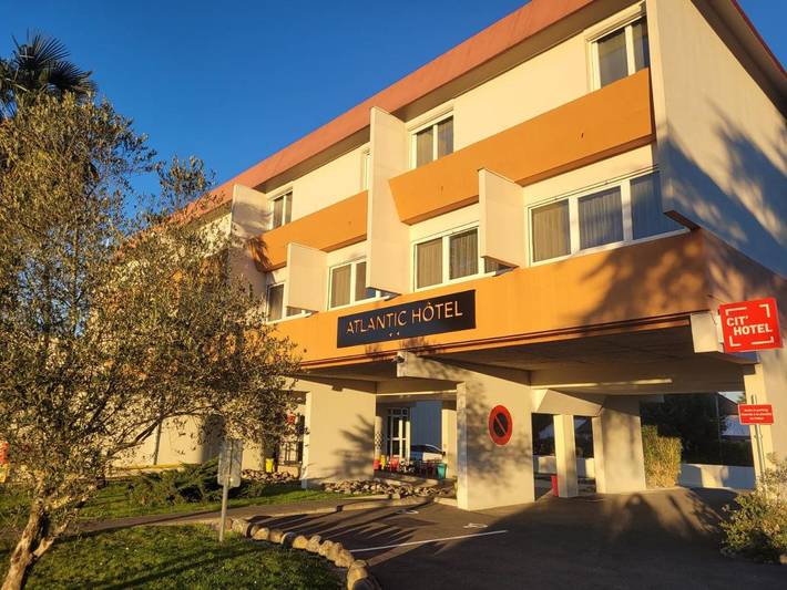 Hôtel pour 2 personnes, avec terrasse à Pau - 4