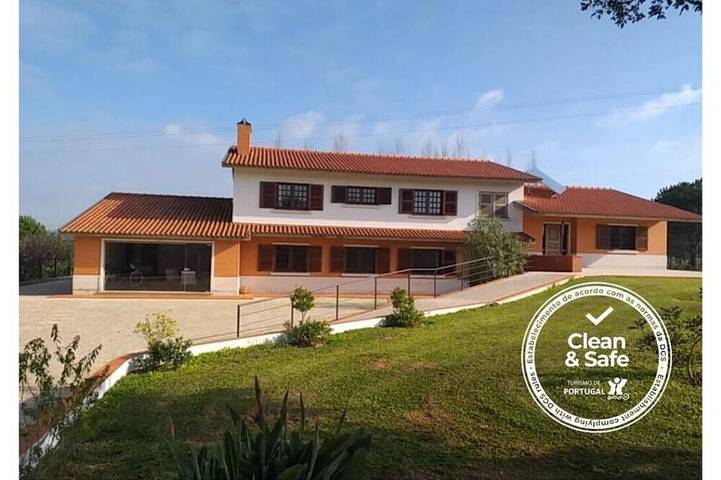 Holiday home for 17 people, with garden - 1