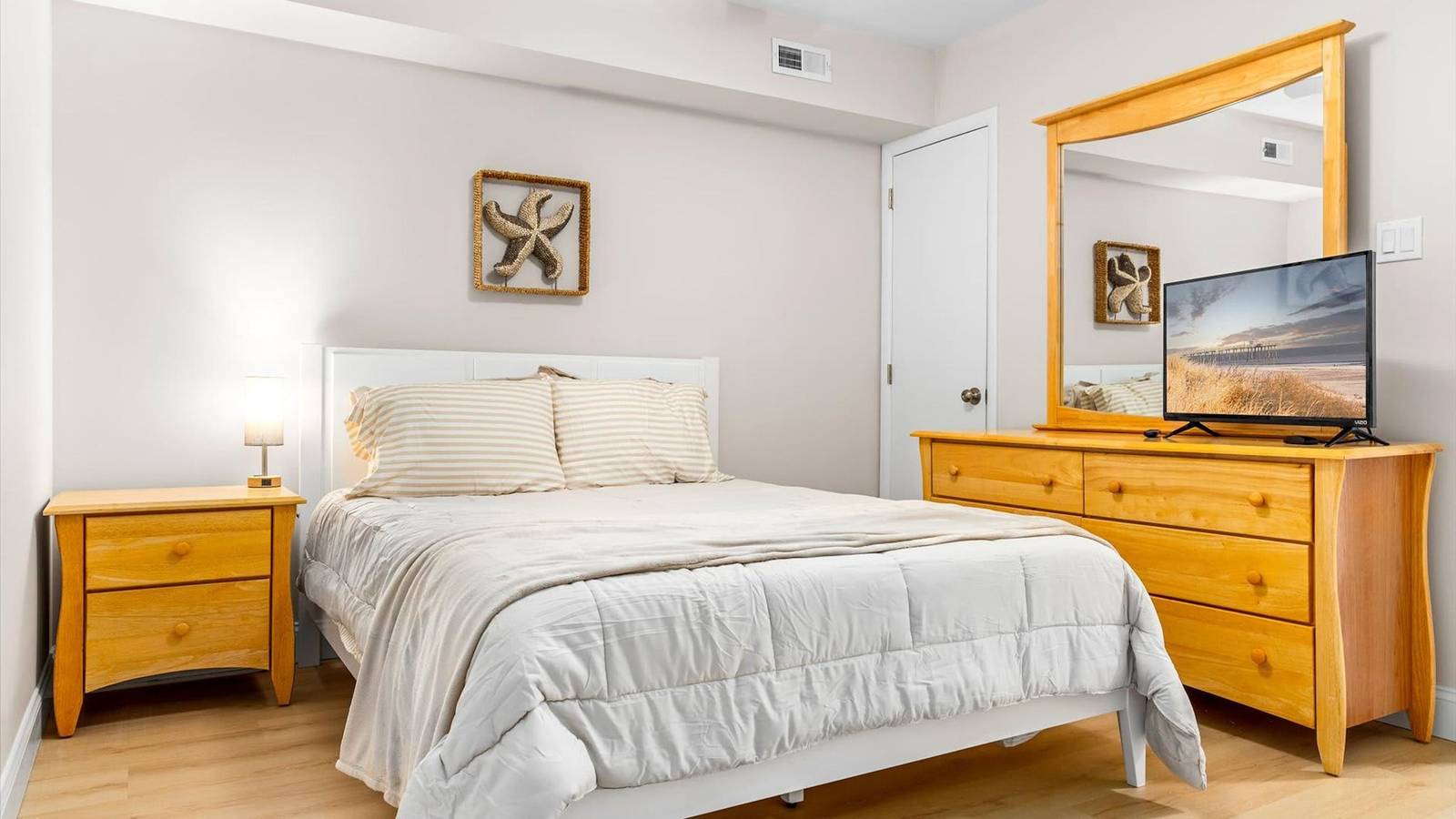 Apartamento entero, Cozy 1Br w Ocean Views   Parking - Ocnj in Ocean City (New Jersey), Condado de Cape May