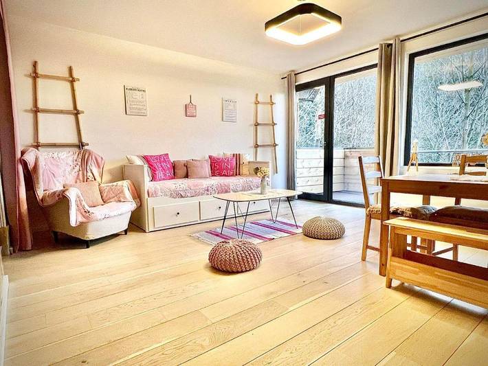 Domek letniskowy dla 8 osób, z ogród i widok oraz sauna, zwierzęta dozwolone - 1