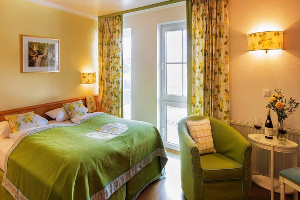 Ganze Wohnung, Komfort Doppelzimmer in Gottenheim, Südschwarzwald