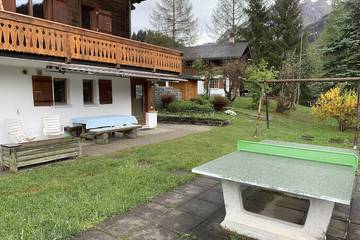 Gîte pour 4 personnes, avec jardin et terrasse dans Les Diablerets
