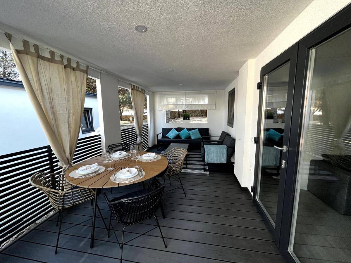 Luxury mobile home "Pretty Green" - Oaza Mira Resort - 50 m from the beach in Drage (Pakoštane), Zadar