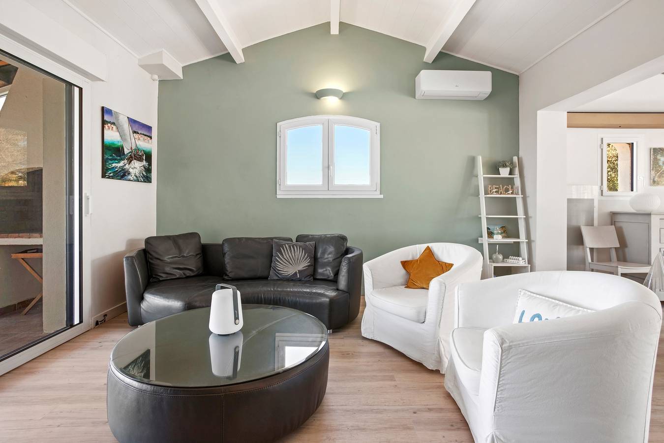 Villa 'Agachelo' with Sea View, Wi-Fi and Air Conditioning in Frejus, Mediterranean Coast (France)