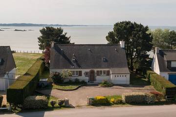 Location de vacances pour 7 personnes, avec terrasse et jardin, animaux acceptés dans Bétahon