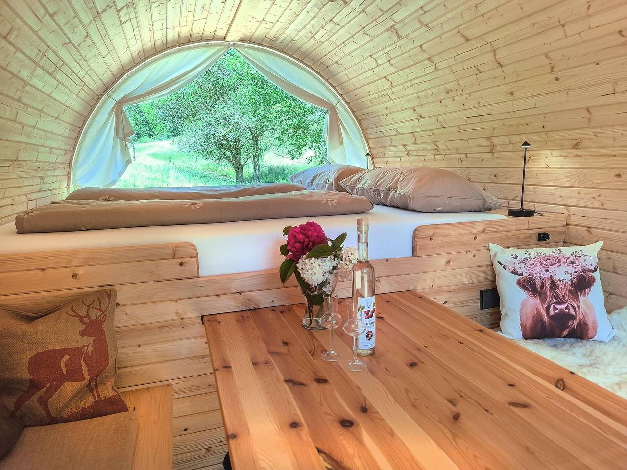 Glamping 'Overnachtingsvat' in het Zwarte Woud in Alpirsbach, Kinzig Valley
