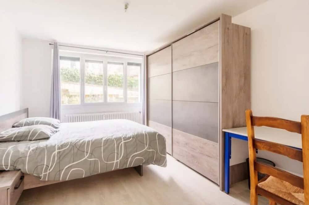 Entire apartment, T3 Hypercentre near the thermal baths in Allevard, Isère