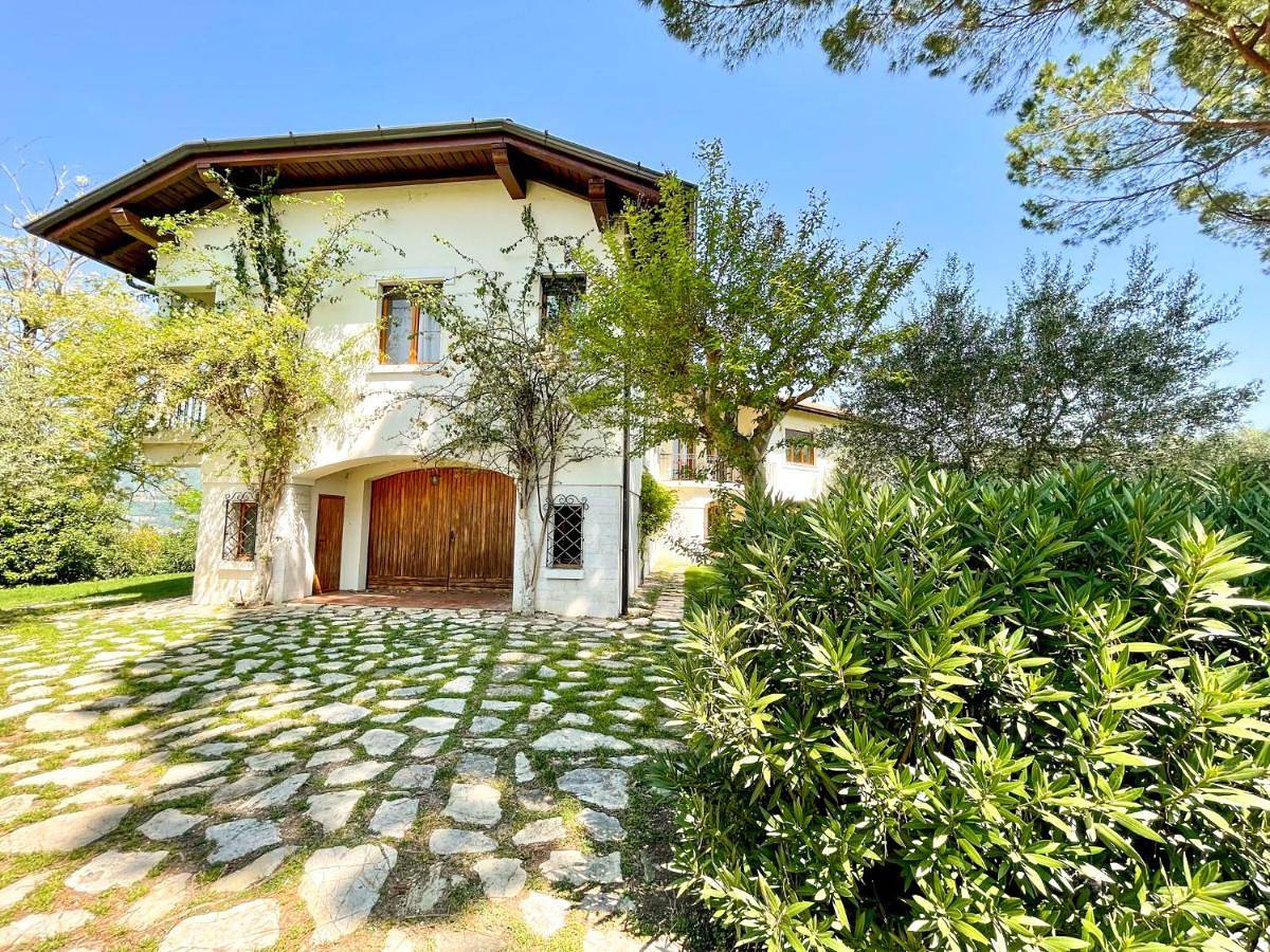 Villa Antonio in San Felice del Benaco, Prealpi Gardesane