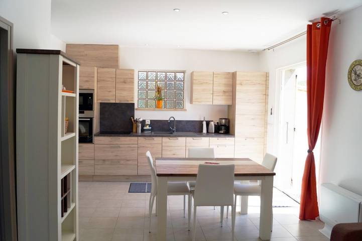 Gîte pour 2 personnes, avec piscine et terrasse à Céret - 2