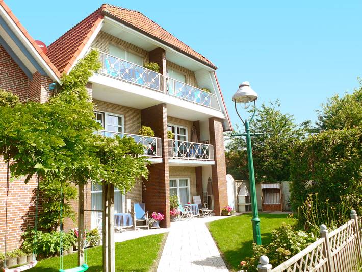 Ferienwohnung für 2 Personen, mit Garten und Balkon an der Nordsee