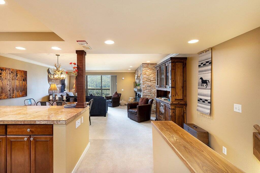 Ganze Wohnung, Remodeled Penthouse/On Shuttle Route to the Slopes/Shared Hot Tub in Arapahoe Basin