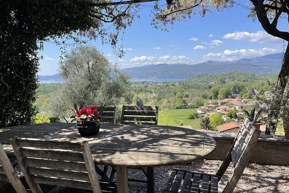 Casa vacanza a Besozzo a partire da 313€ a notte