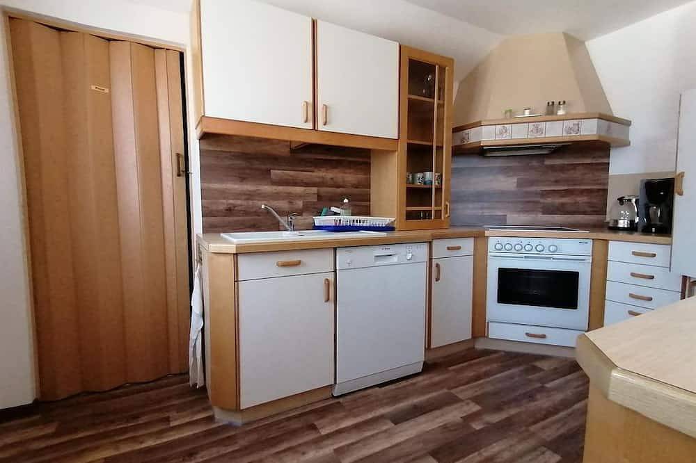 Ganze Wohnung, Dachgeschoss Ferienwohnung - Ferienwohnung Gaspar in Südoststeiermark, Halbenrain