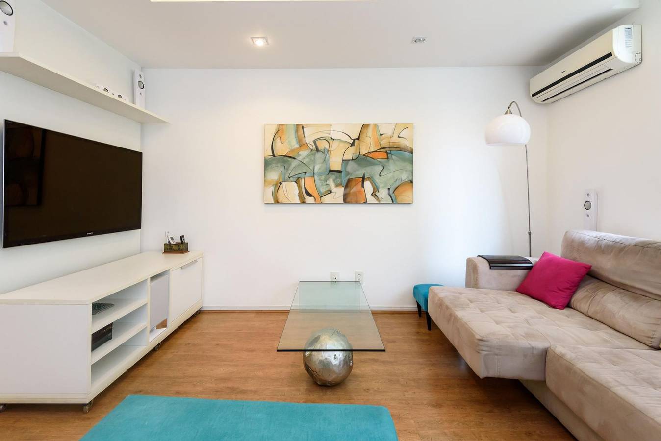 Entire apartment, Illuminated in Copacabana |Light Landscape| Bc706 in Ipanema, Rio de Janeiro