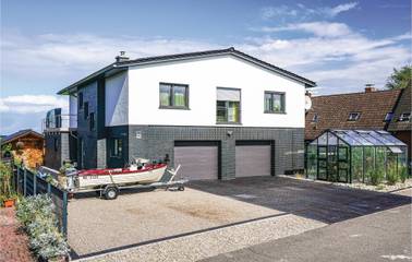 Ferienwohnung für 3 Personen, mit Terrasse und Garten, kinderfreundlich in Olpenitzdorf