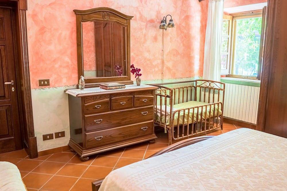 Asphodelen Haus zwischen Meer und Bergen in Cuglieri, Sardinien