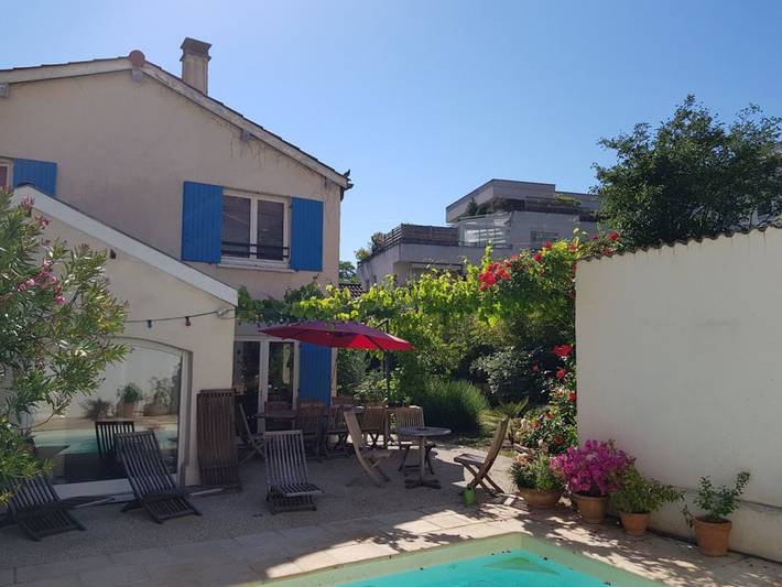 Location de vacances pour 2 personnes, avec jardin et piscine à Lyon - 2