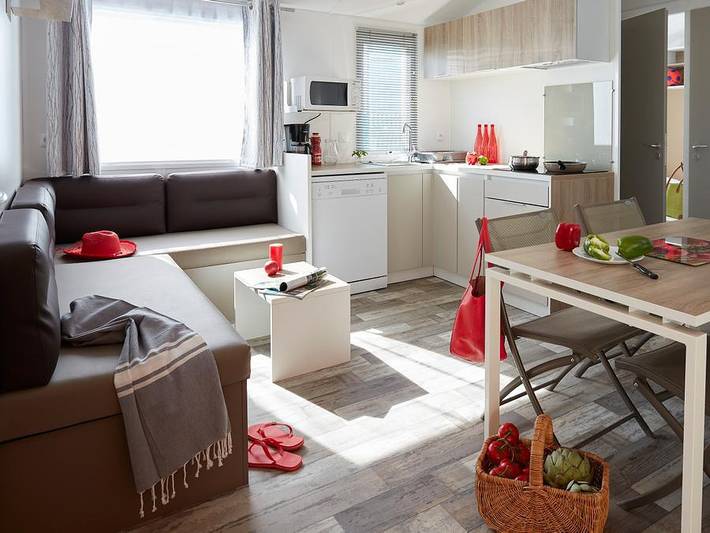 Camping für 6 Personen, mit Terrasse und Kinderpool sowie Balkon/Terrasse, mit Haustier in Atlantikküste Frankreich - 3