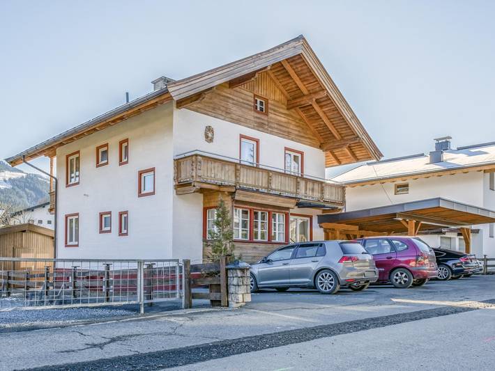 Chalet voor 8 personen, met balkon en tuin in Kirchberg in Tirol