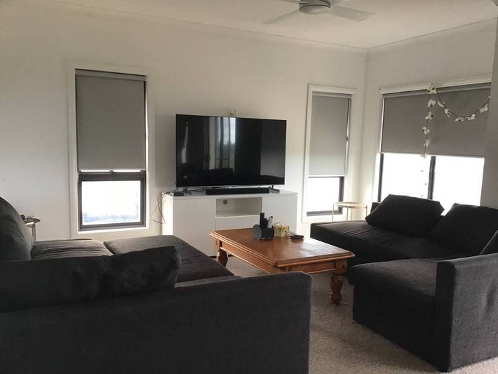 Holiday home for 15 people, with balcony and hot tub in Gippsland