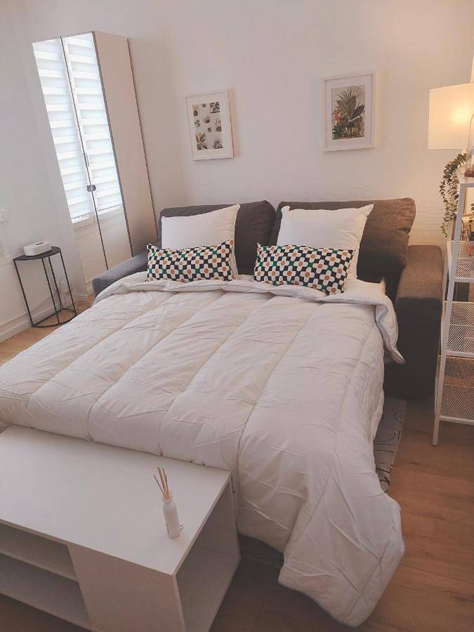 Appartement entier, One-Bedroom Apartment in Aulnay-sous-Bois, Seine-Saint-Denis