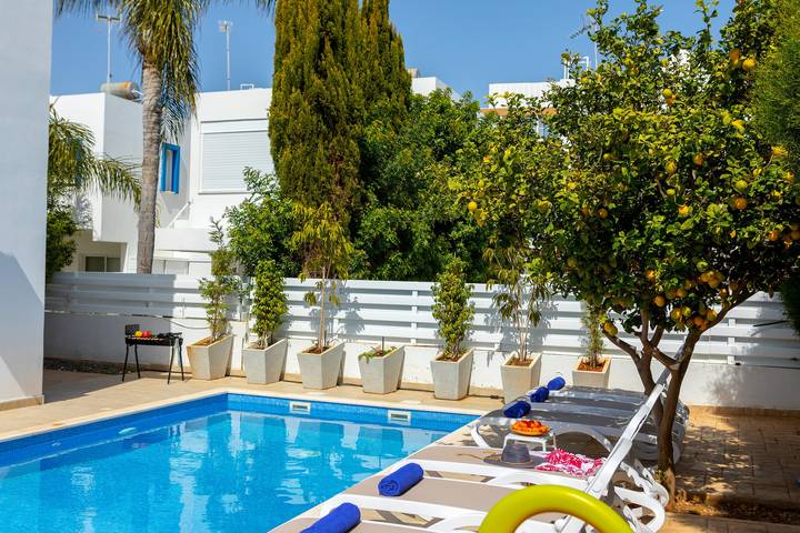 Villa für 7 Personen, mit Balkon und Garten auf Zypern - 3