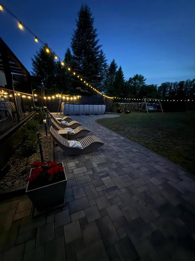 Ferienhaus für 12 Personen, mit Ausblick und Pool sowie Garten und Seeblick, mit Haustier - 1