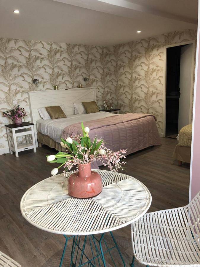 Hôtel pour 2 personnes, avec Terrasse ainsi que Jardin et Vue